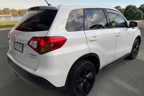 2017 Suzuki Vitara AP414WA1A61 S Turbo SUV Image 2