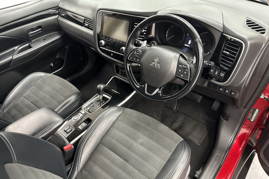 2020 MY21 Mitsubishi Outlander ZL LS SUV Image 15