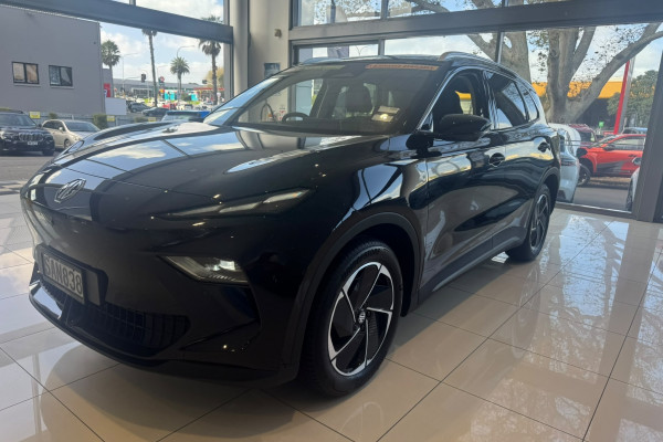 2026 MG MGS5 EV Essence 49 SUV Image 2