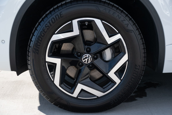 2025 MY26 Volkswagen Touareg RC 170TDI SUV image 24