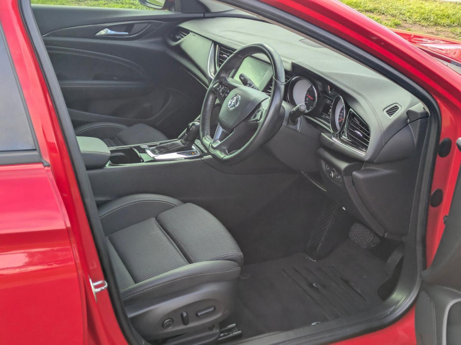 2018 Holden Commodore ZB RS Liftback Image 10