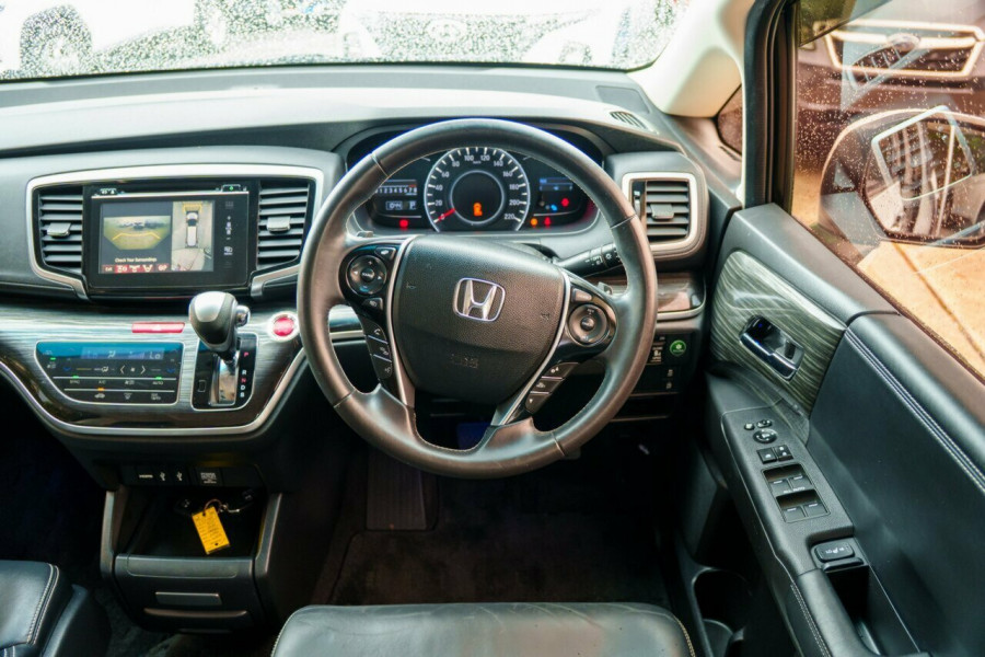 2015 Honda Odyssey 5th Gen VTi-L Wagon Image 9