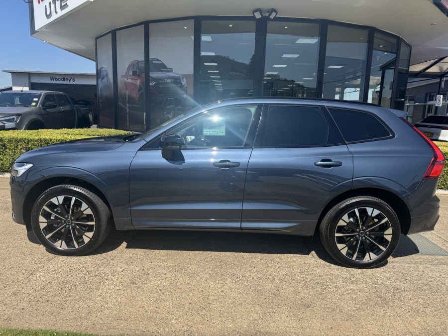 2026 Volvo XC60 UZ Ultra B5 Dark SUV Image 7