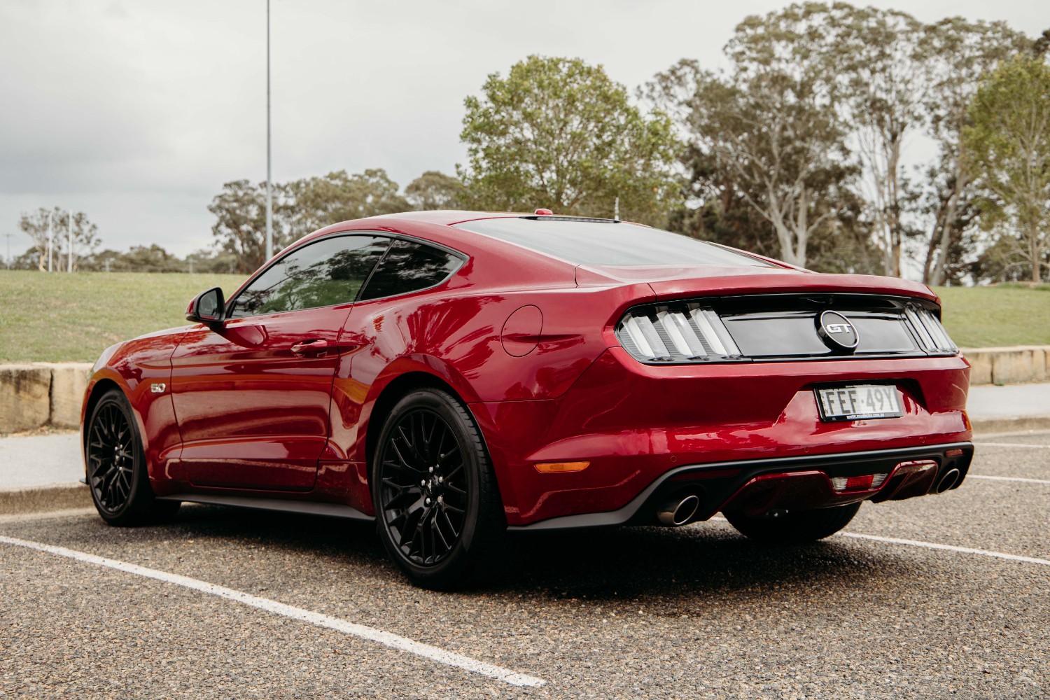 2017 Ford Mustang GT Coupe Image 13