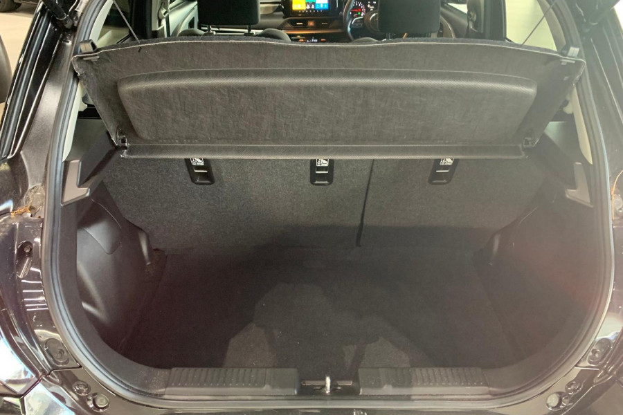2024 Suzuki Swift AZ Series II GLX Turbo Hatch