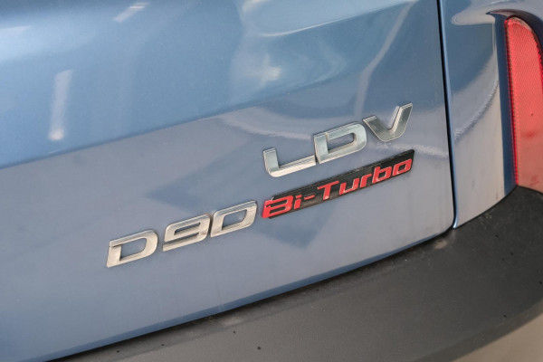 2022 MY23 LDV D90 SV9A Executive SUV Image 21