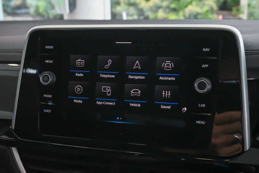 2025 Volkswagen T-Roc 140TSI R-Line SUV Image 17