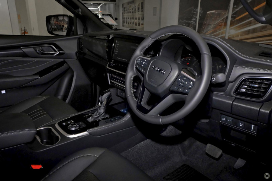 2025 Isuzu MU-X RJ LS-T SUV Image 14
