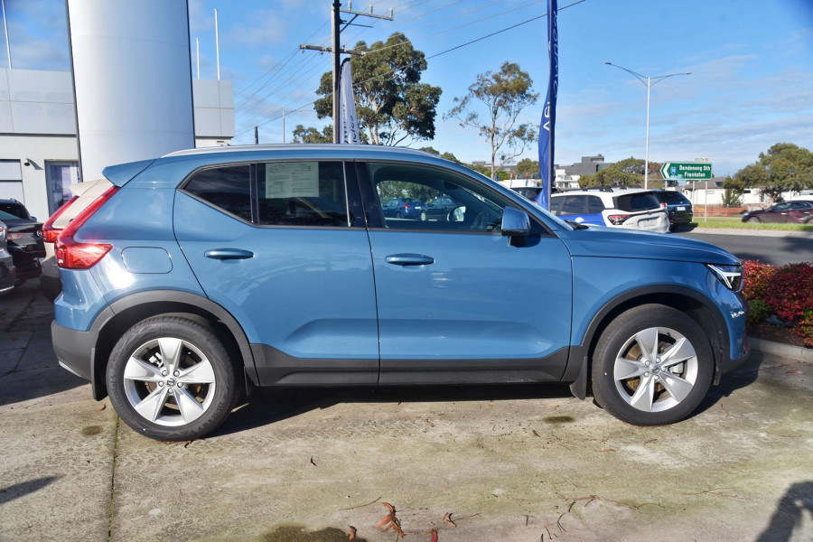 2024 MY25 Volvo XC40 XZ Plus B4 SUV Image 4