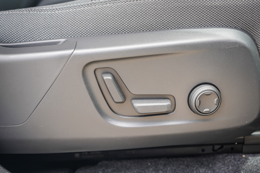 2023 MY24 Volvo C40 XK Recharge Twin Pure Electric SUV Image 17
