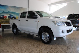 Toyota HiLux SR KUN26R 