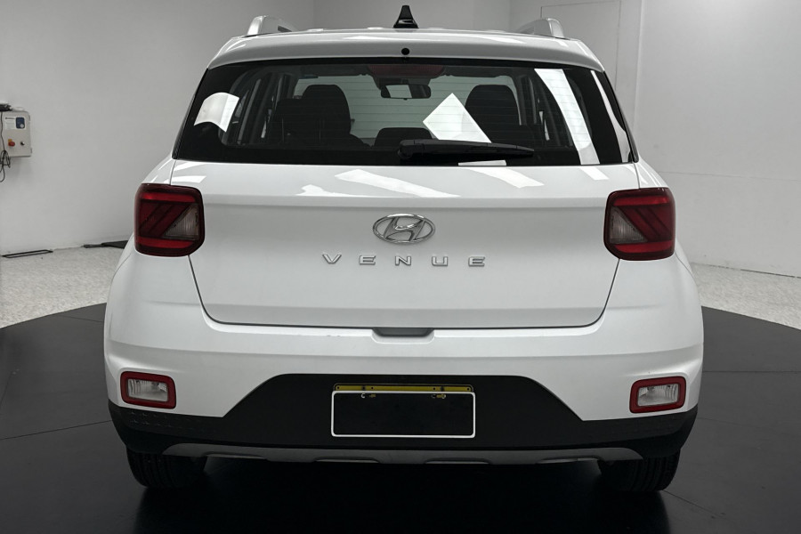 2021 Hyundai Venue QX.V3  SUV Image 9