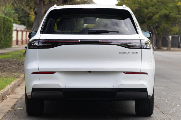 2026 MY27 Geely EX5 E245 Inspire Extended Range SUV Image 8