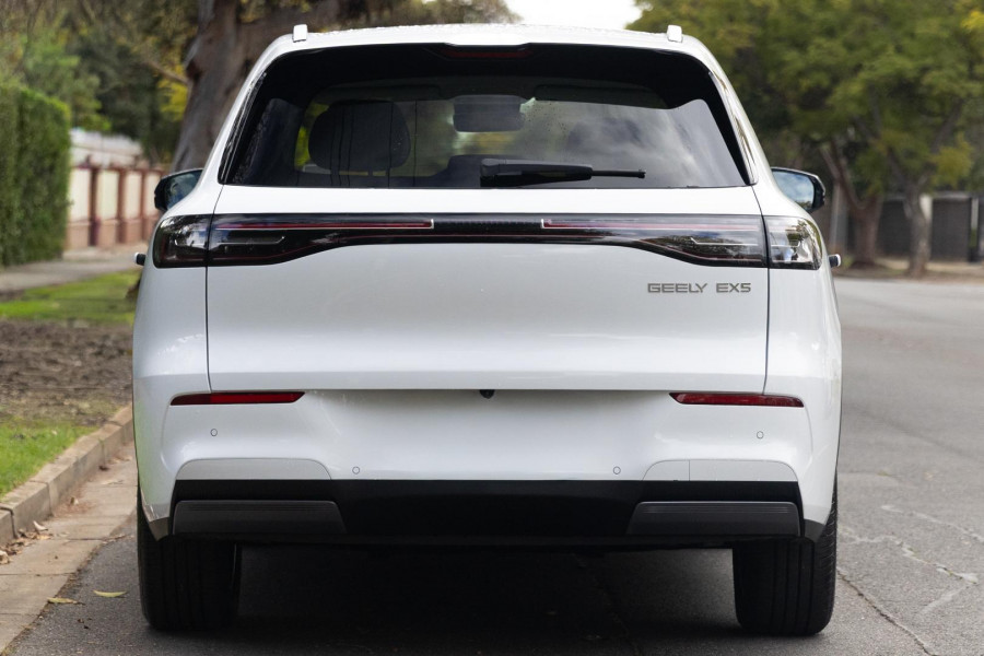 2026 MY27 Geely EX5 E245 Inspire Extended Range SUV Image 8