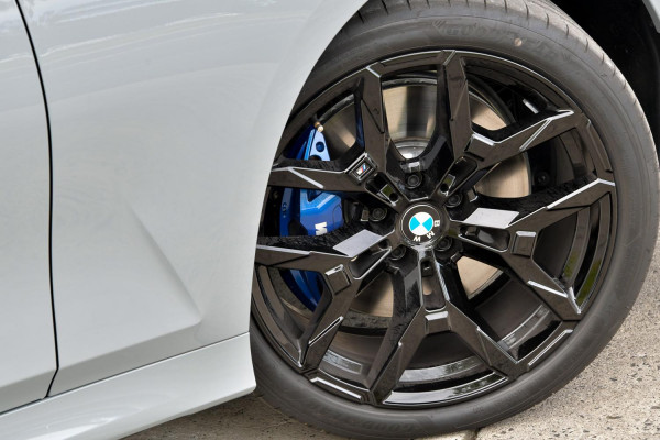 2026 BMW 3 Series G21 LCI II 330i M Sport Wagon image 27