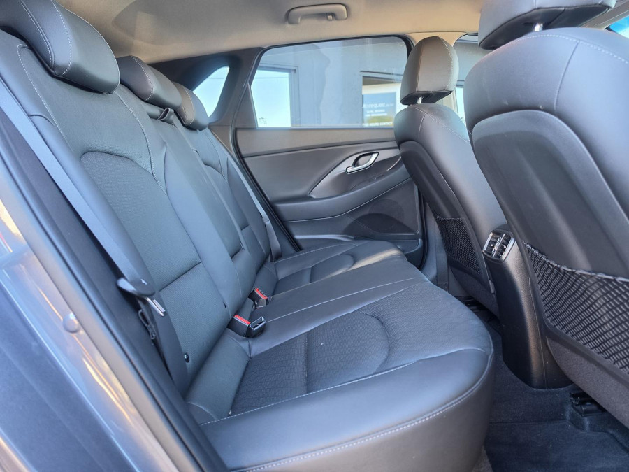 2019 MY20 Hyundai i30 PD2 Elite Hatch Image 15