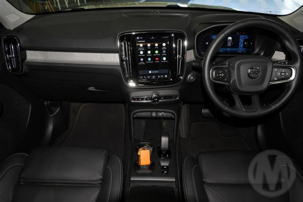 2025 MY26 Volvo XC40 XZ Plus B4 SUV Image 8