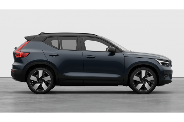 2026 Volvo EX40  Ultra Twin Motor Performance SUV Image 5