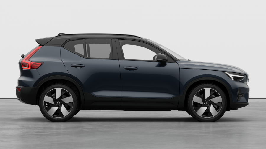 2026 Volvo EX40  Ultra Twin Motor Performance SUV Image 5