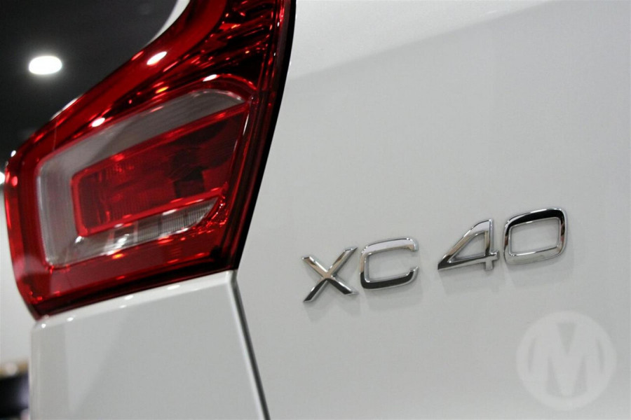 2026 Volvo XC40 XZ Ultra B4 Bright SUV Image 20