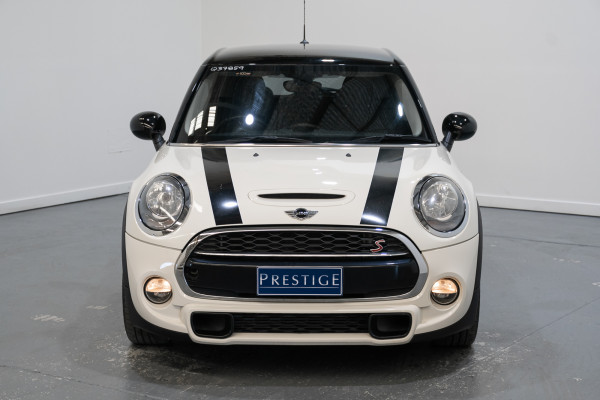 2015 MINI Cooper S Hatch image 7