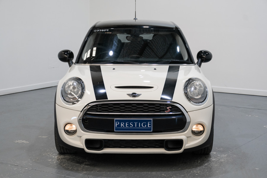 2015 MINI Cooper S Hatch Image 7