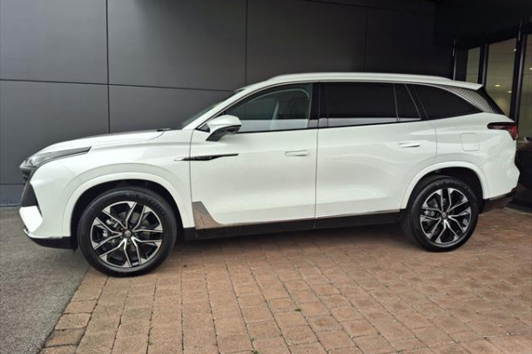 2025 MG QS IS31 Excite SUV Image 6