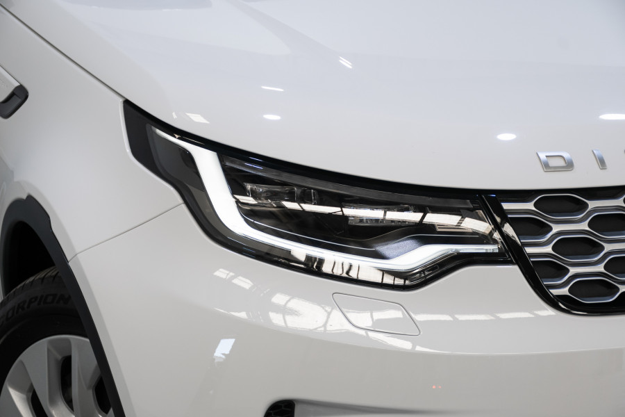 2023 Land Rover Discovery Series 5 D300 S SUV Image 2