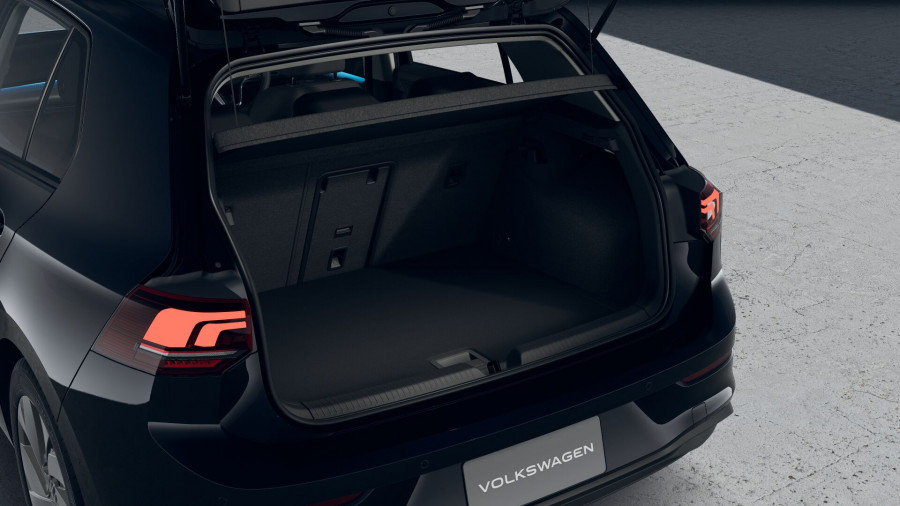 2026 Volkswagen Golf 8.5 110TSI Life Hatch Image 8