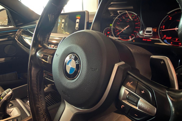 2016 BMW X6 F16 xDrive40d SUV Image 14