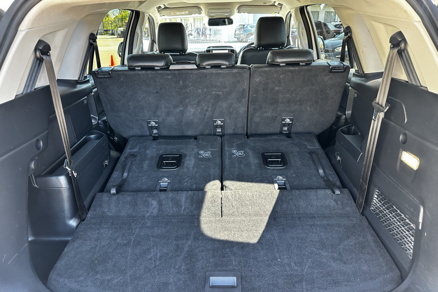 2023 MY23.5 Ford Everest UB Trend SUV Image 16