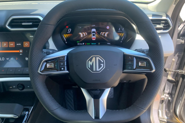 2026 MG ZS ZS32 Essence SUV Image 11