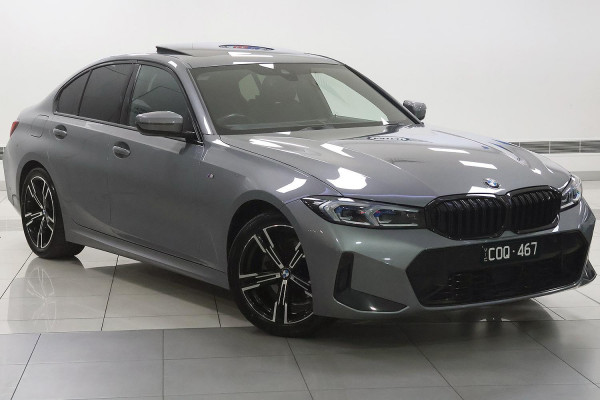 2023 BMW 3 Series G20 320i M Sport Sedan image 2