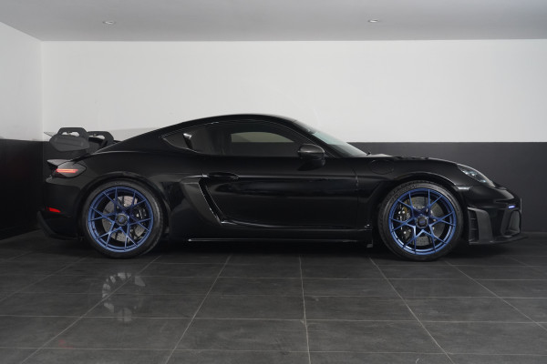 2023 Porsche 718 Cayman GT4 RS Coupe Image 24
