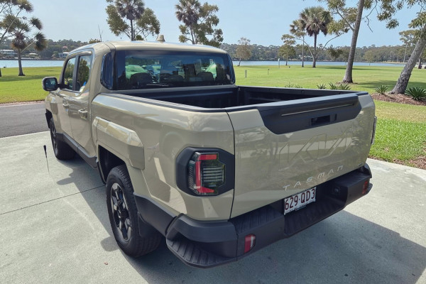2026 Kia Tasman TK SX+ Ute Image 5