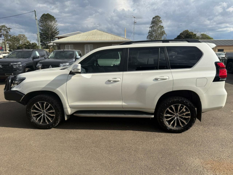 2023 Toyota LandCruiser Prado GDJ150R Kakadu SUV Image 4