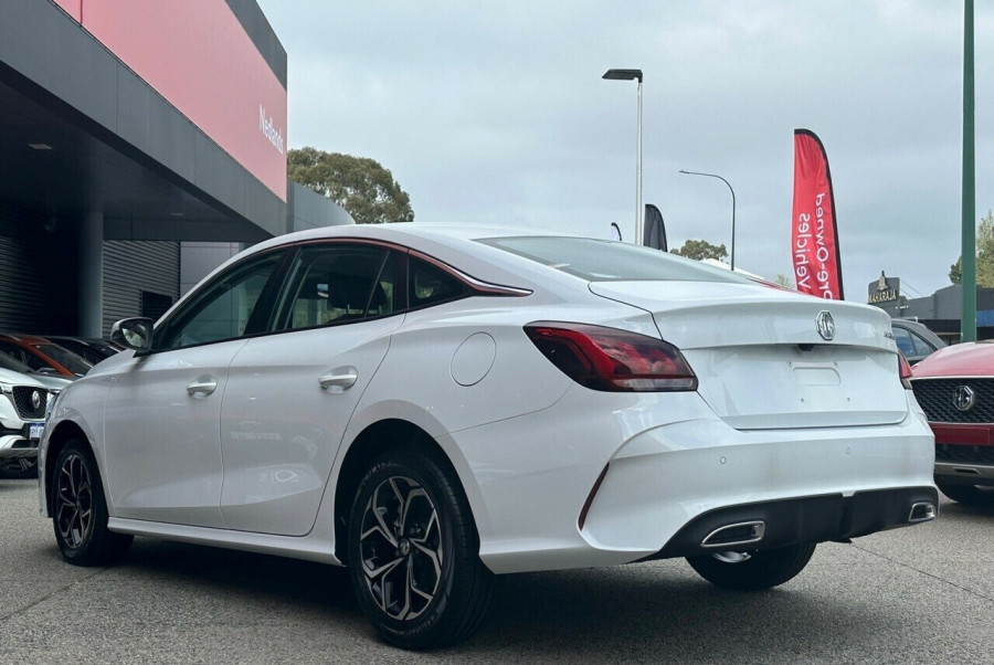 2024 MY23 MG MG5 AP32 Vibe Sedan Image 28
