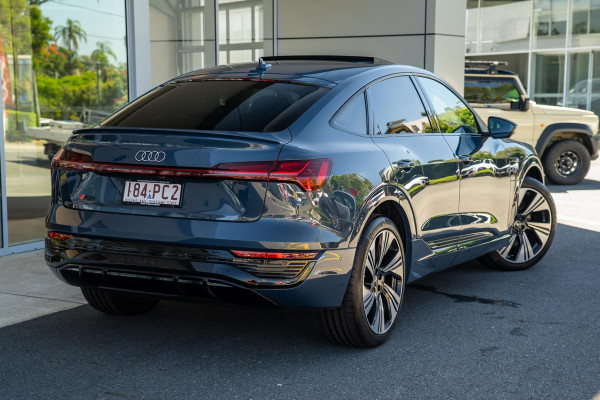 2023 Audi Q8 e-tron GE 55 SUV image 2