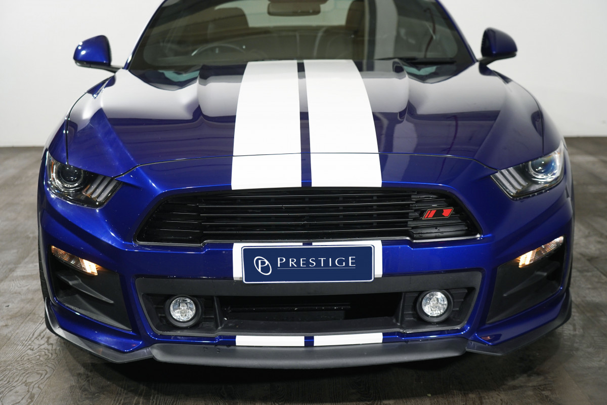 2016 Ford Mustang Fastback Gt 5.0 V8 Coupe Image 3