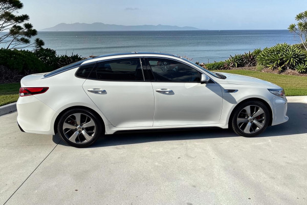 2016 Kia Optima JF GT Sedan Image 2