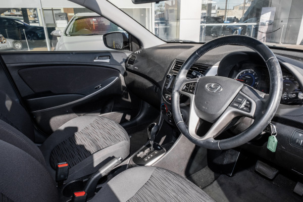 2018 Hyundai Accent RB6 Sport Hatch image 7