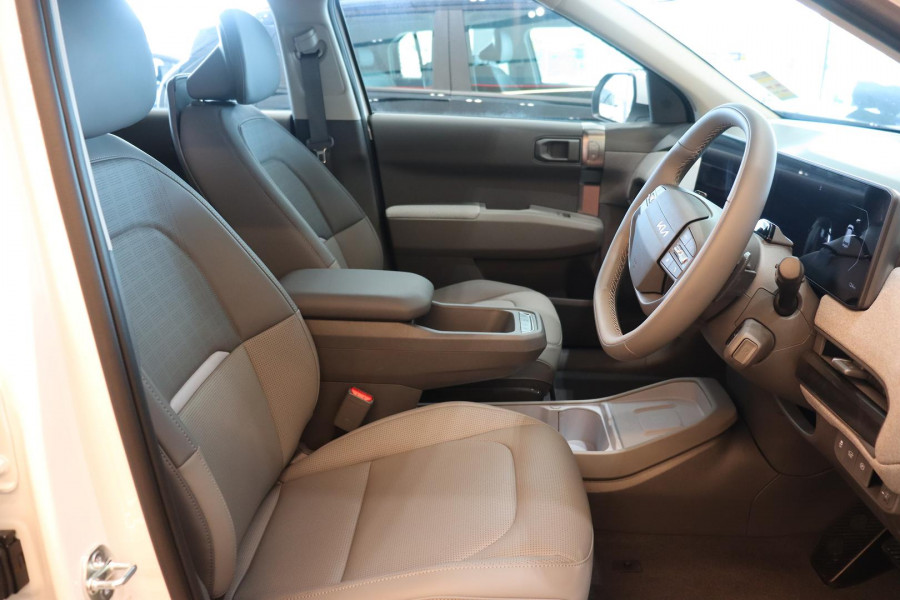 2026 MY27 Kia EV3 SV Earth SUV Image 18