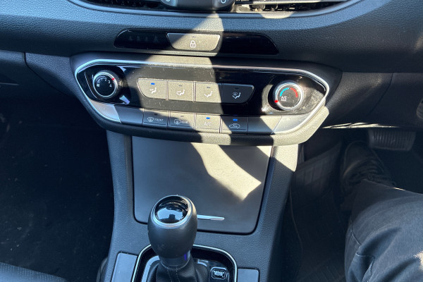 2023 Hyundai i30 PD.V4 Active Hatch Image 18