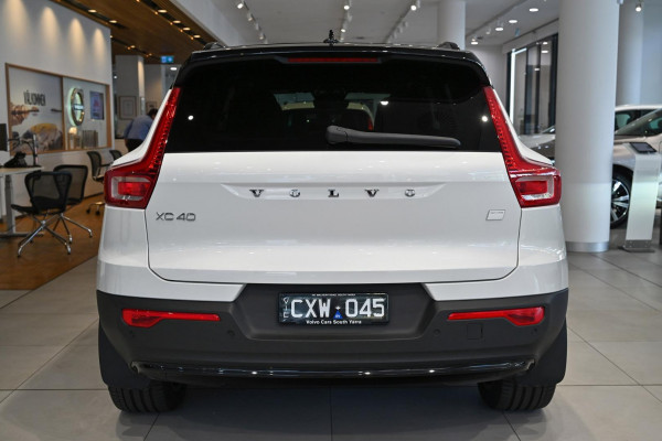 2023 MY24 Volvo XC40  Recharge Pure Electric SUV Image 3