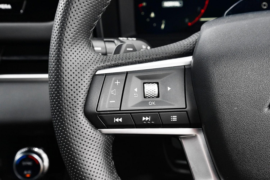 2026 Mitsubishi Outlander ZM LS SUV Image 13