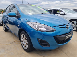 Mazda 2 Neo DE10Y1