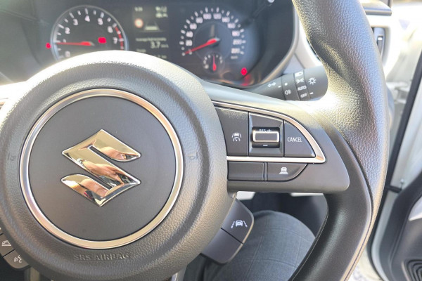 2025 Suzuki Swift UZ Hybrid Hatch Image 22