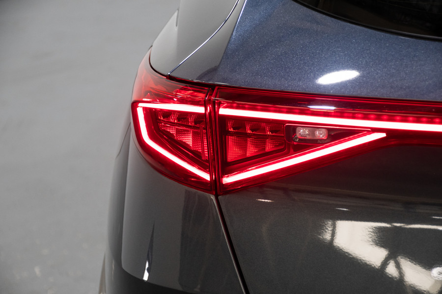 2025 Cupra Formentor VZe SUV