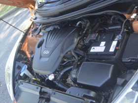 2012 Hyundai Veloster FS Coupe Hatchback