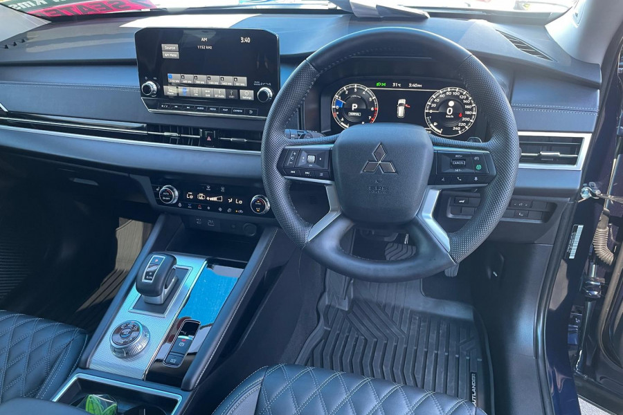 2022 MY23 Mitsubishi Outlander ZM Exceed SUV Image 14